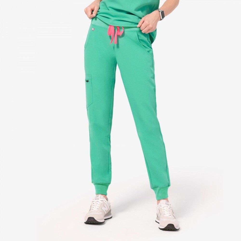 FIGS Yola Scrub Pants in Surgical Green
